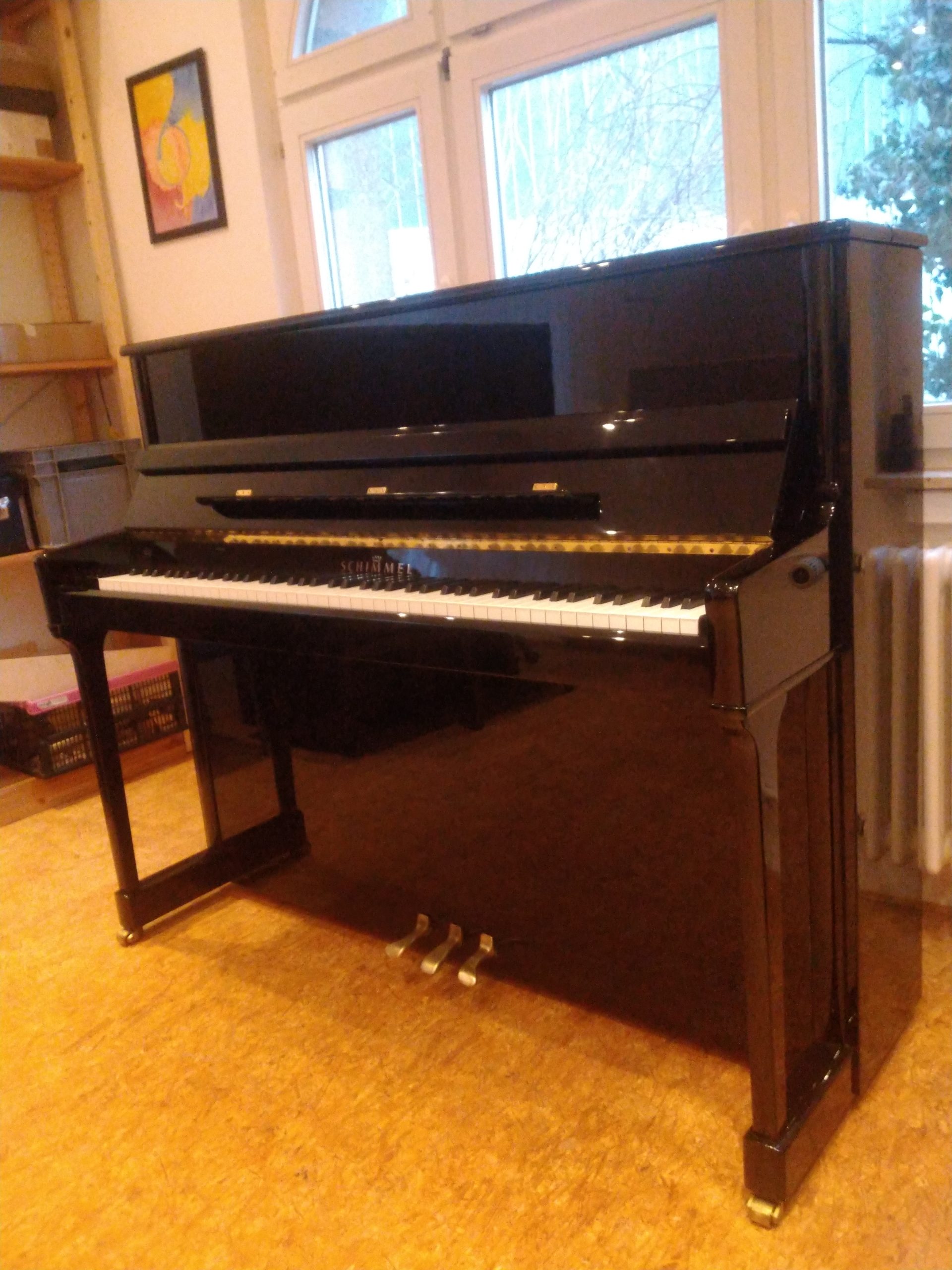 Schimmel Klavier Modell 120, Ansicht seitlich offen