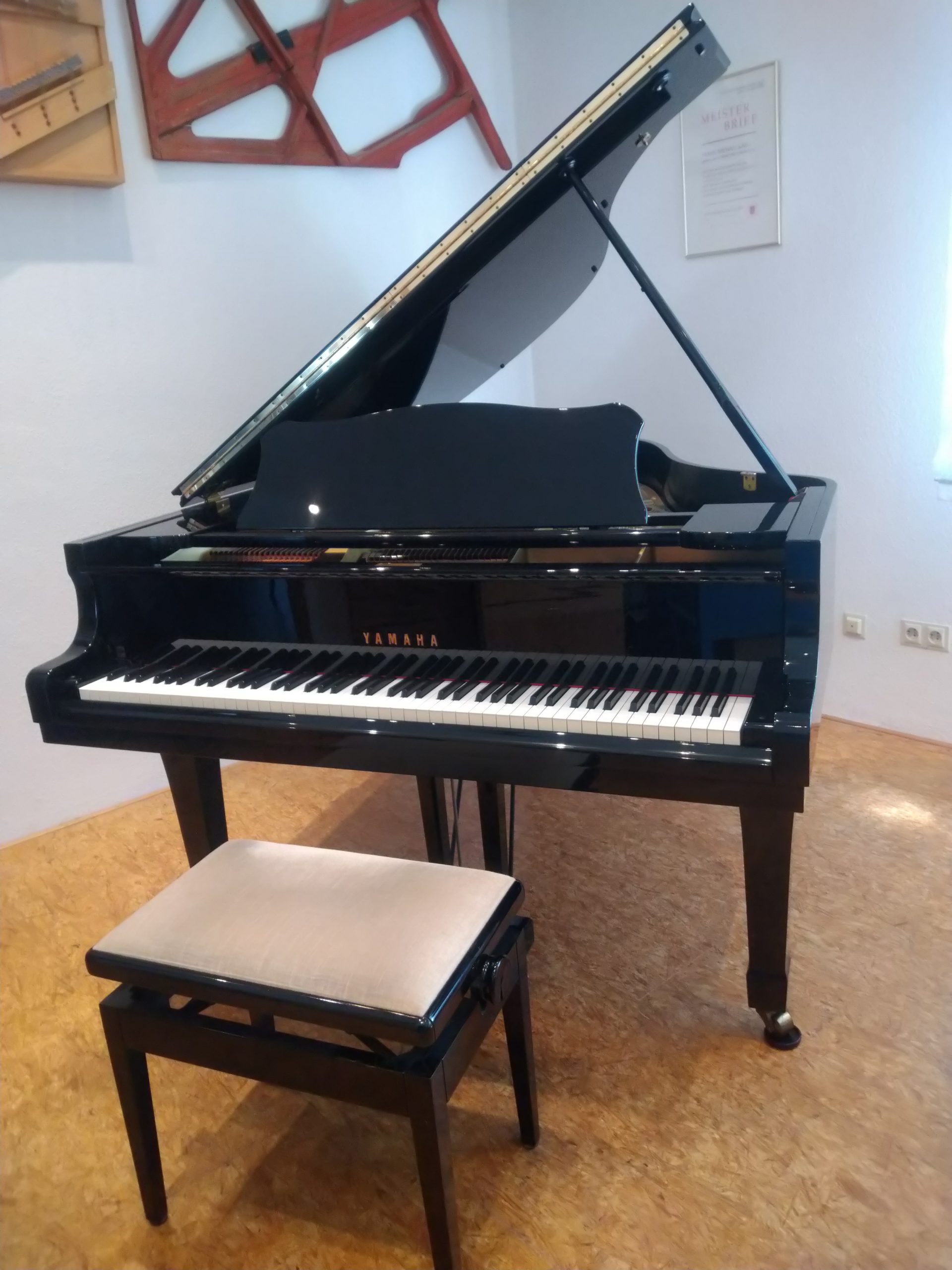 Yamaha Flügel C-3, Ansicht offen