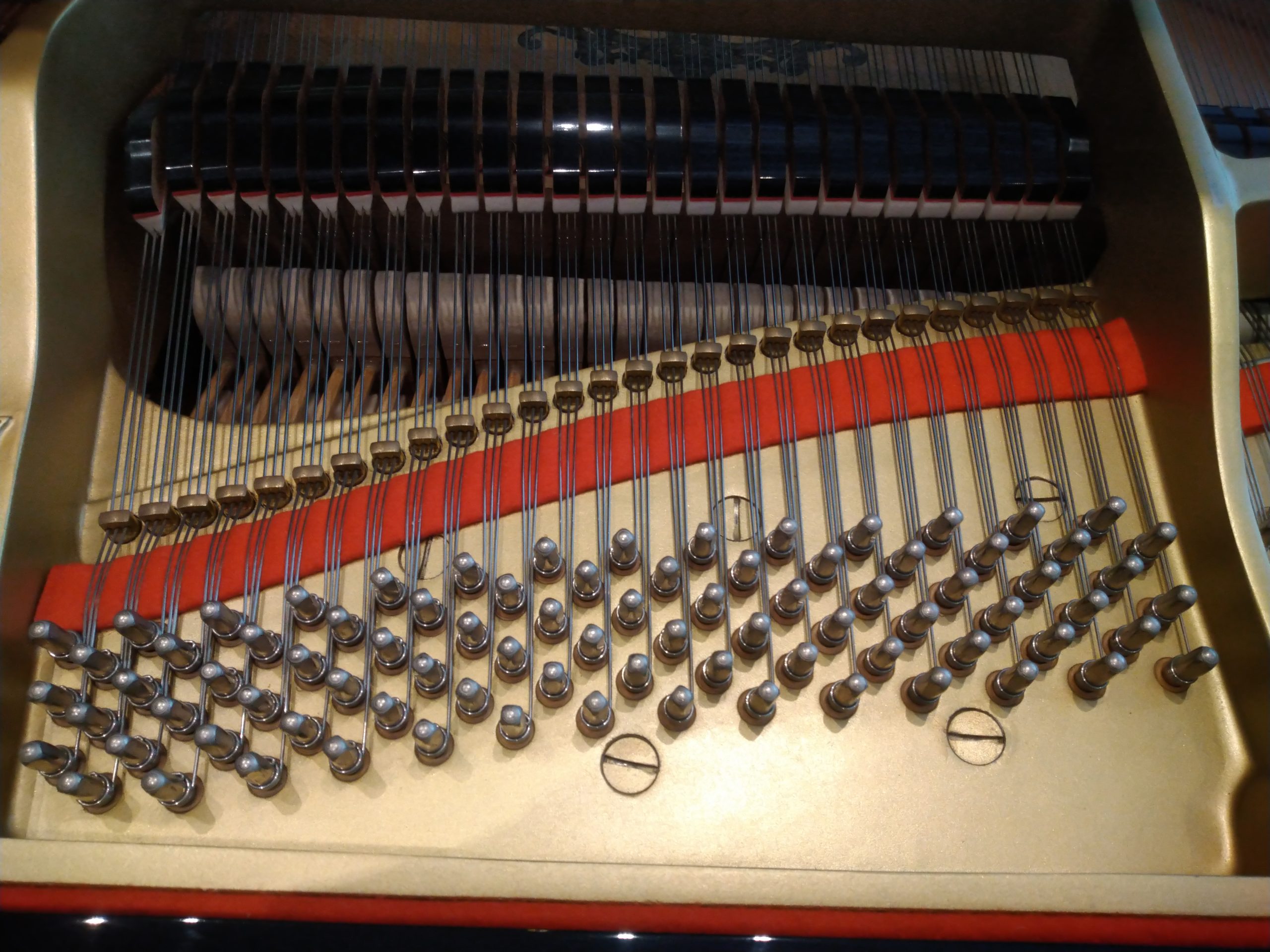 Yamaha Flügel C-3, Wirbelfeld Mittellage